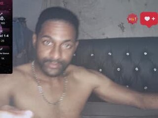 bbcblackhot33's Live Webcam
