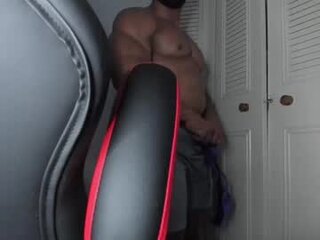 colemanboy92's Live Webcam
