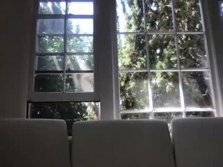 onlystrings's Live Webcam