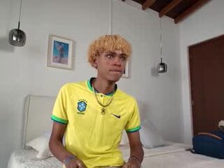 steven___wolf's Live Webcam