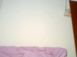 freakynaughty10's Live Webcam