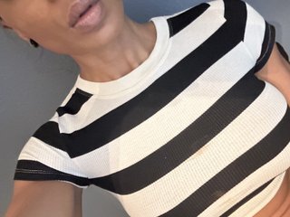 ChanelKnight's Live Webcam