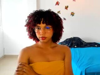 elianishugecock's Live Webcam