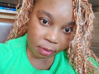 Lovelyboobs019's Live Webcam