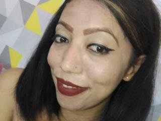 AnniaTattoo's Live Webcam