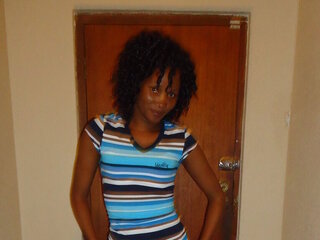 LaddyAnnie's Live Webcam