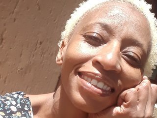 NubianGiggles's Live Webcam