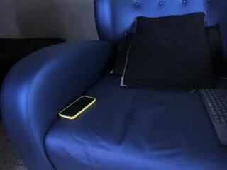 thomass_ebonyy's Live Webcam