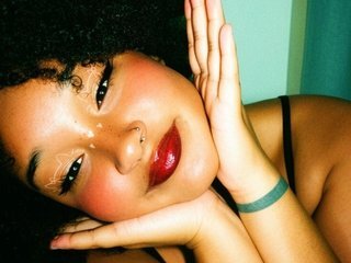 NaughtyMe19's Live Webcam