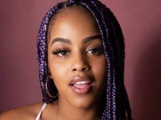 GabbyBonnye's Live Webcam