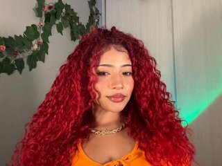 Curly915's Live Webcam