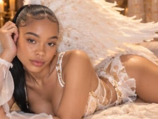 JuicyTitss's Live Webcam