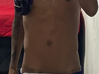 Seu_pretosfd00's Live Webcam