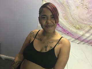Sapphire_Bandz's Live Webcam