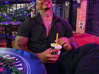 blackdavidtatto's Live Webcam