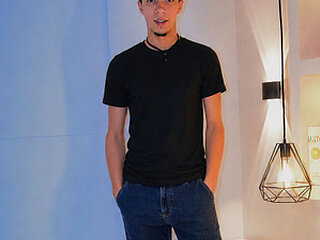 Tarzan_Buda's Live Webcam