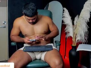 noahcrux's Live Webcam