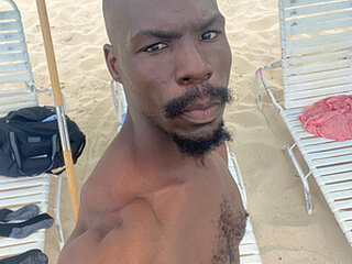 chocolate265's Live Webcam