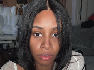 Selinakyl3's Live Webcam
