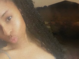 Thickums_world's Live Webcam