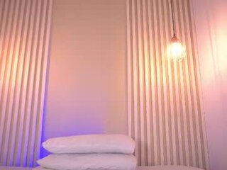 lila_cohen's Live Webcam