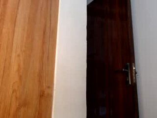 fatpussy_ebony_girl's Live Webcam