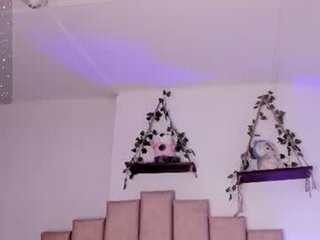 evieh1_'s Live Webcam