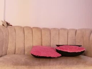 zoehot11's Live Webcam