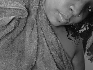ChocolateDollEbony's Live Webcam