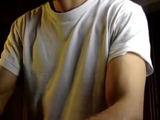skinny_boy_hot's Live Webcam